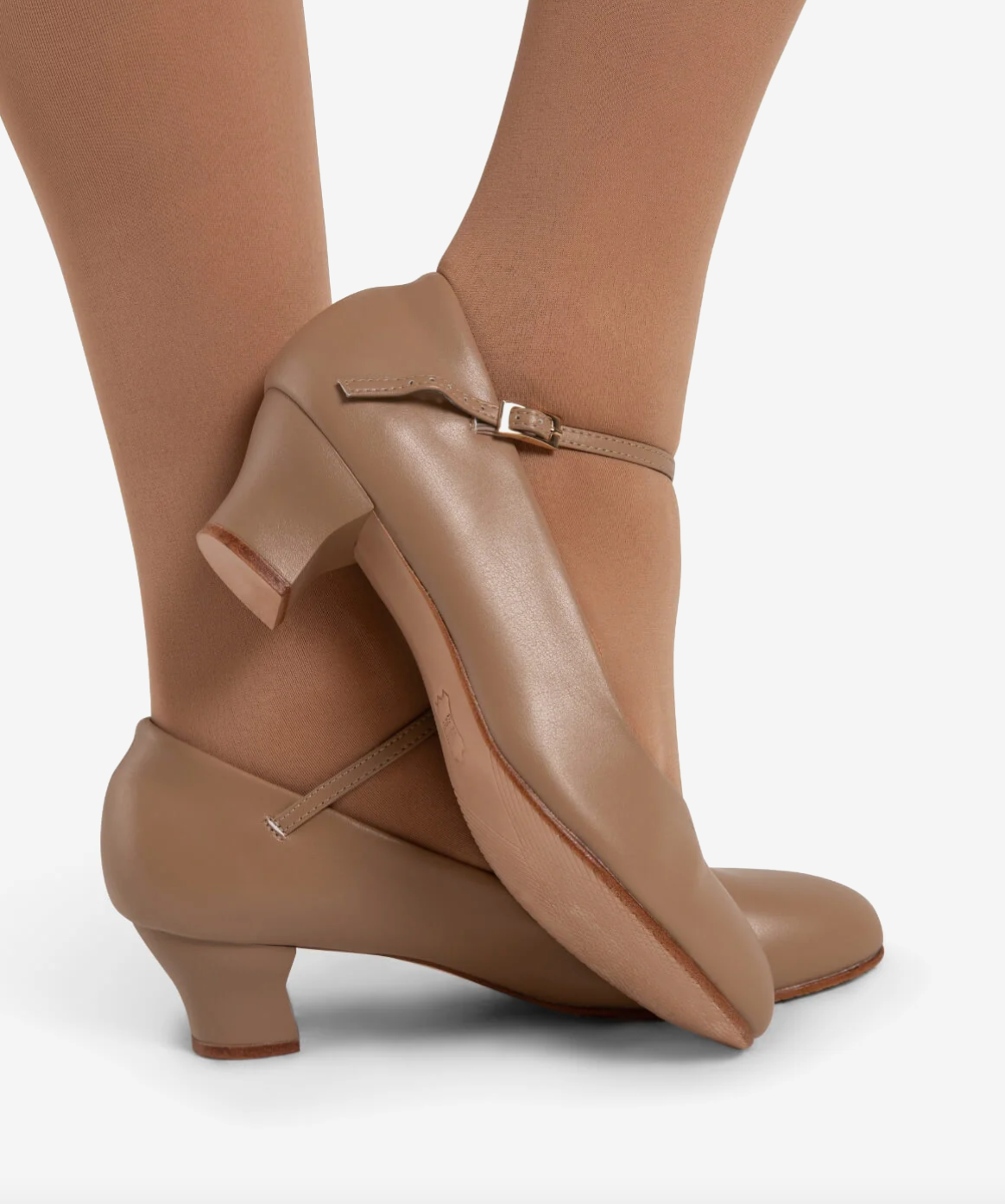 Mia Jr. 1.5" Character Shoes (832)