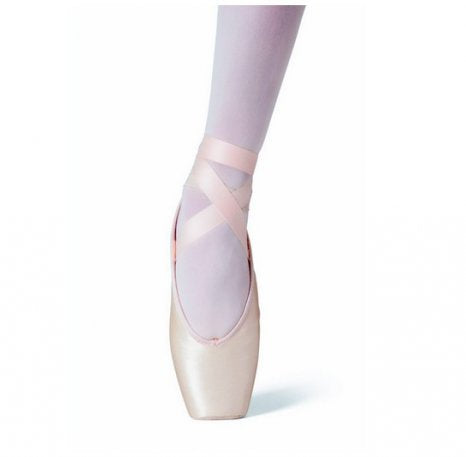 Cloé Pointe Shoe
