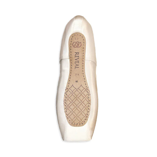 Reveal FM Pointe Shoe