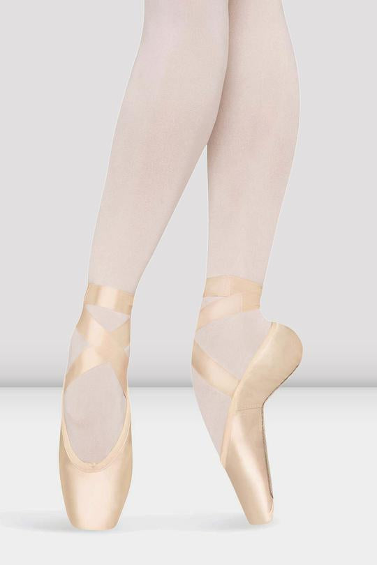 Axiom Pointe Shoe