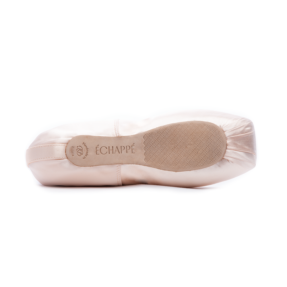 Échappé Pointe Shoe