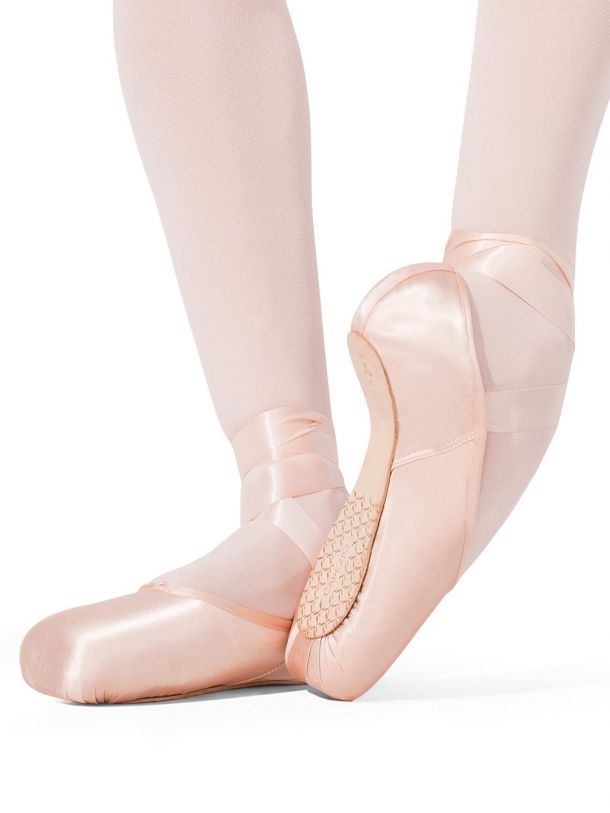 Ava Strong Pointe Shoe (1143W)
